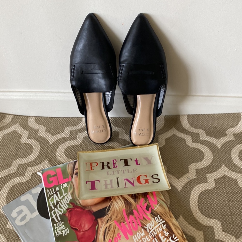 NEW “Crown & Ivy “ Tammy black pointed toe mule; size 7.5 - Picture 8 of 8